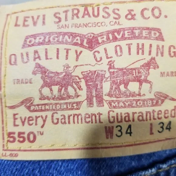 Vintage Levis 550 Jeans Mens 34x34 Y2K Made in USA Baggy Relaxed Medium Wash